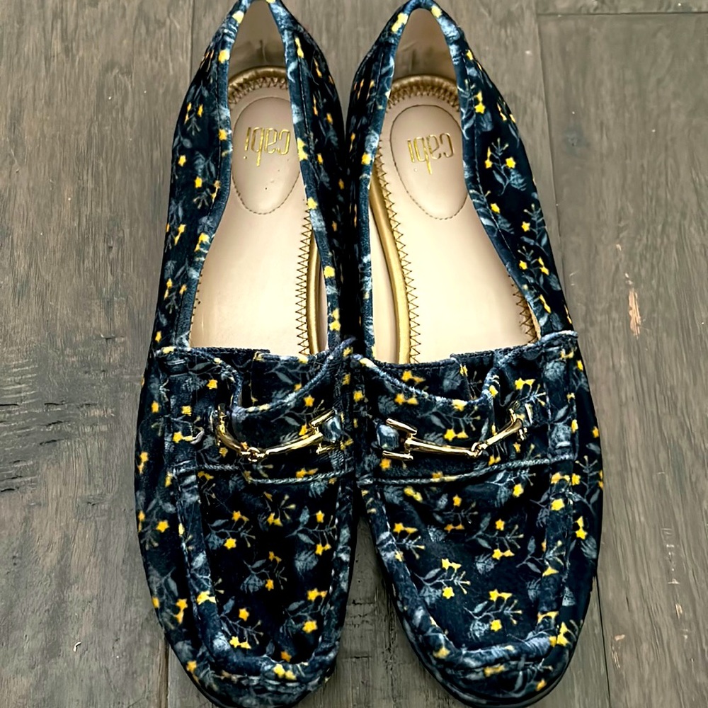 Velvet Cabi loafers. Size 9 shoes